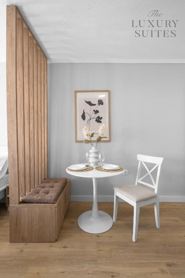 סלוניקי Nephele, The Luxury Suites מראה חיצוני תמונה
